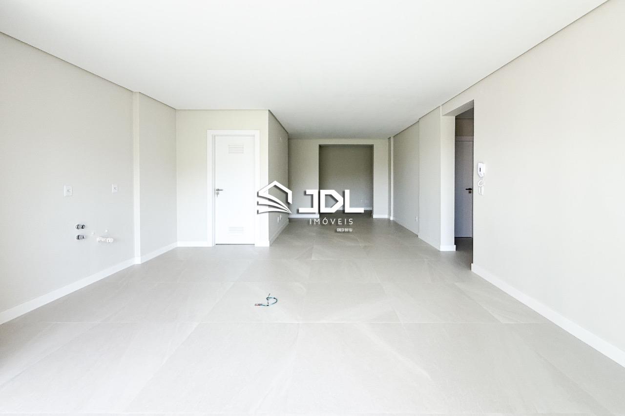 Apartamento à venda no bairro Velha: 