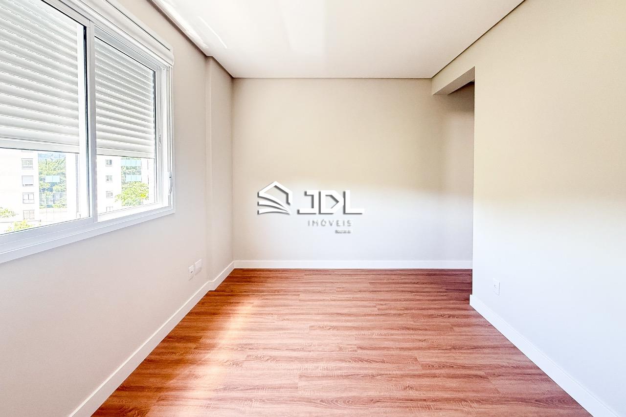 Apartamento à venda no bairro Velha: 