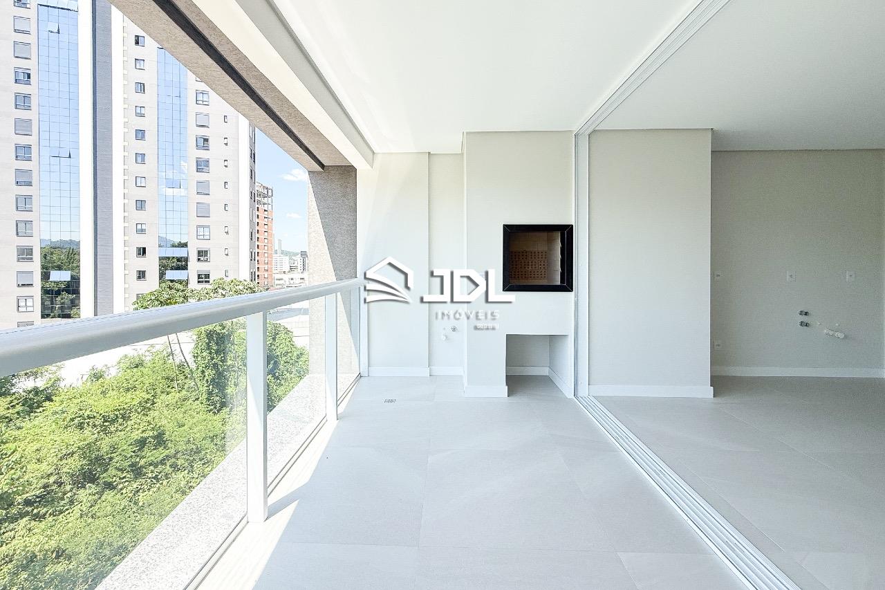 Apartamento à venda no bairro Velha: 