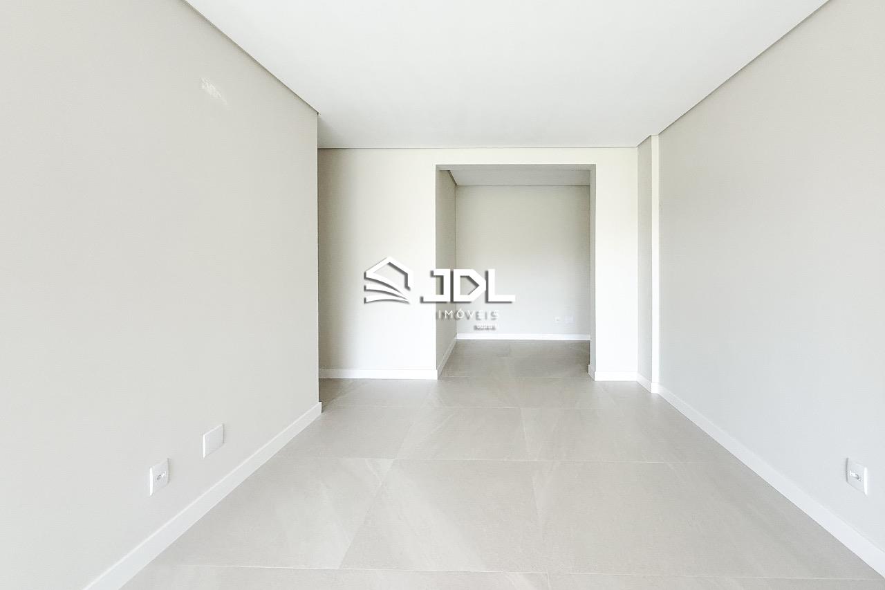 Apartamento à venda no bairro Velha: 