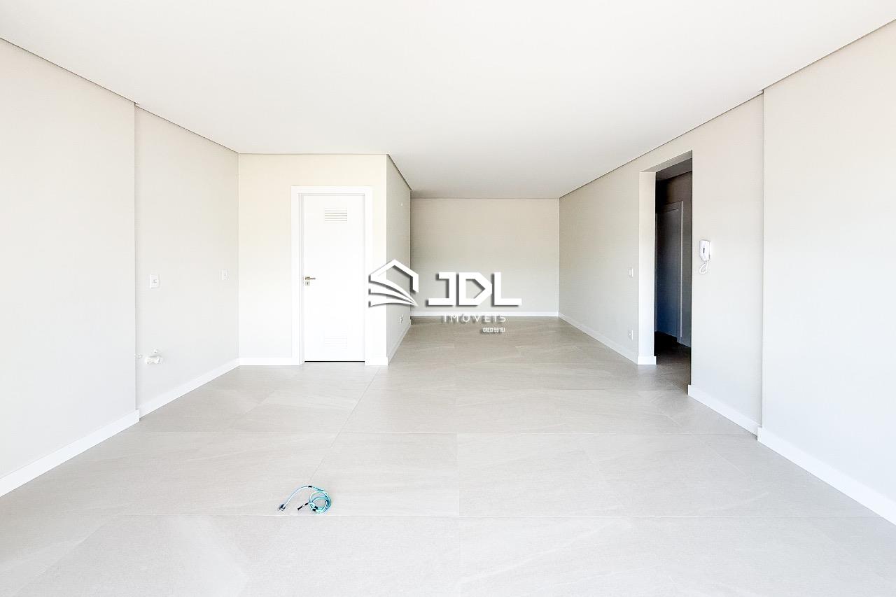 Apartamento à venda no bairro Velha: 