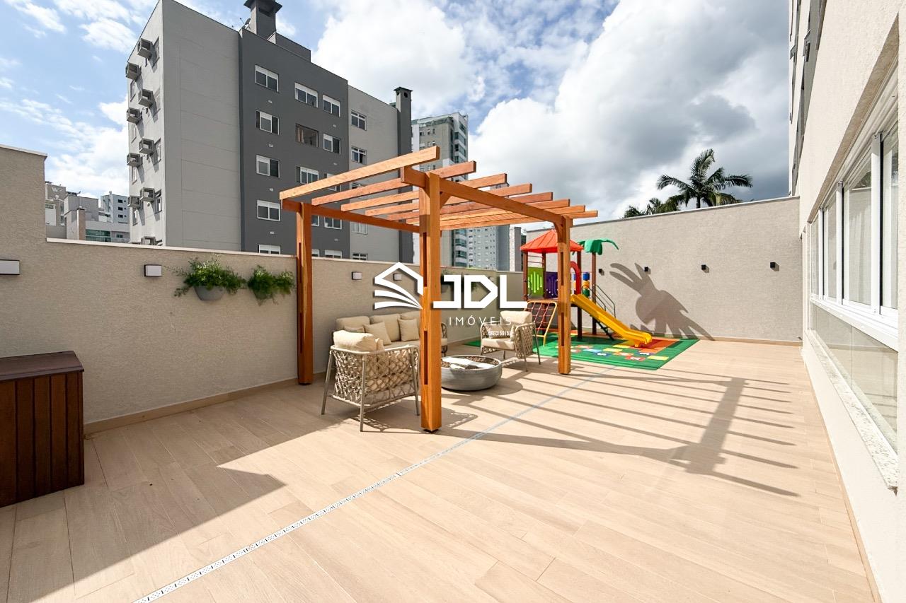 Apartamento à venda no bairro Velha: 