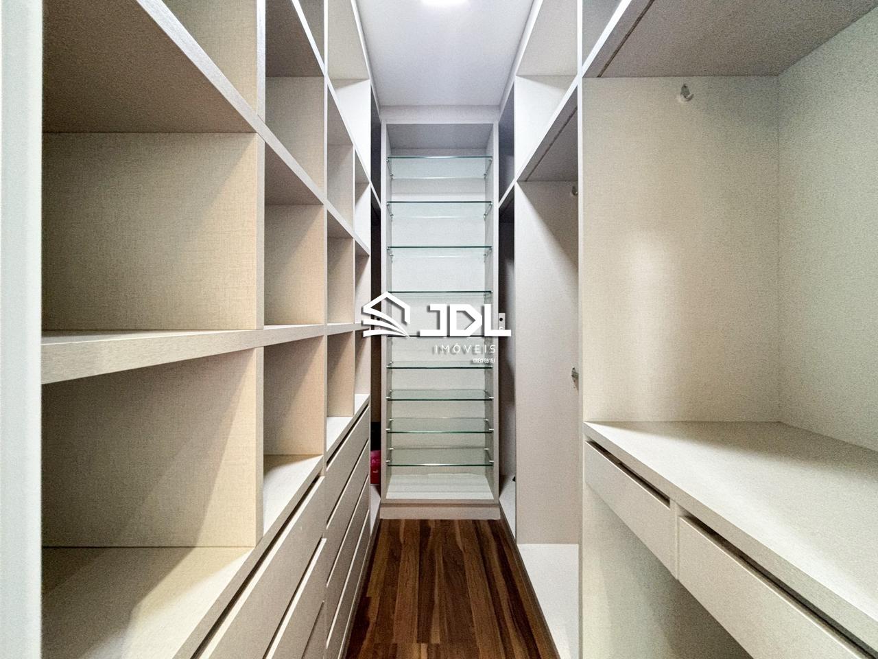 Casa à venda no bairro Fortaleza Alta: 