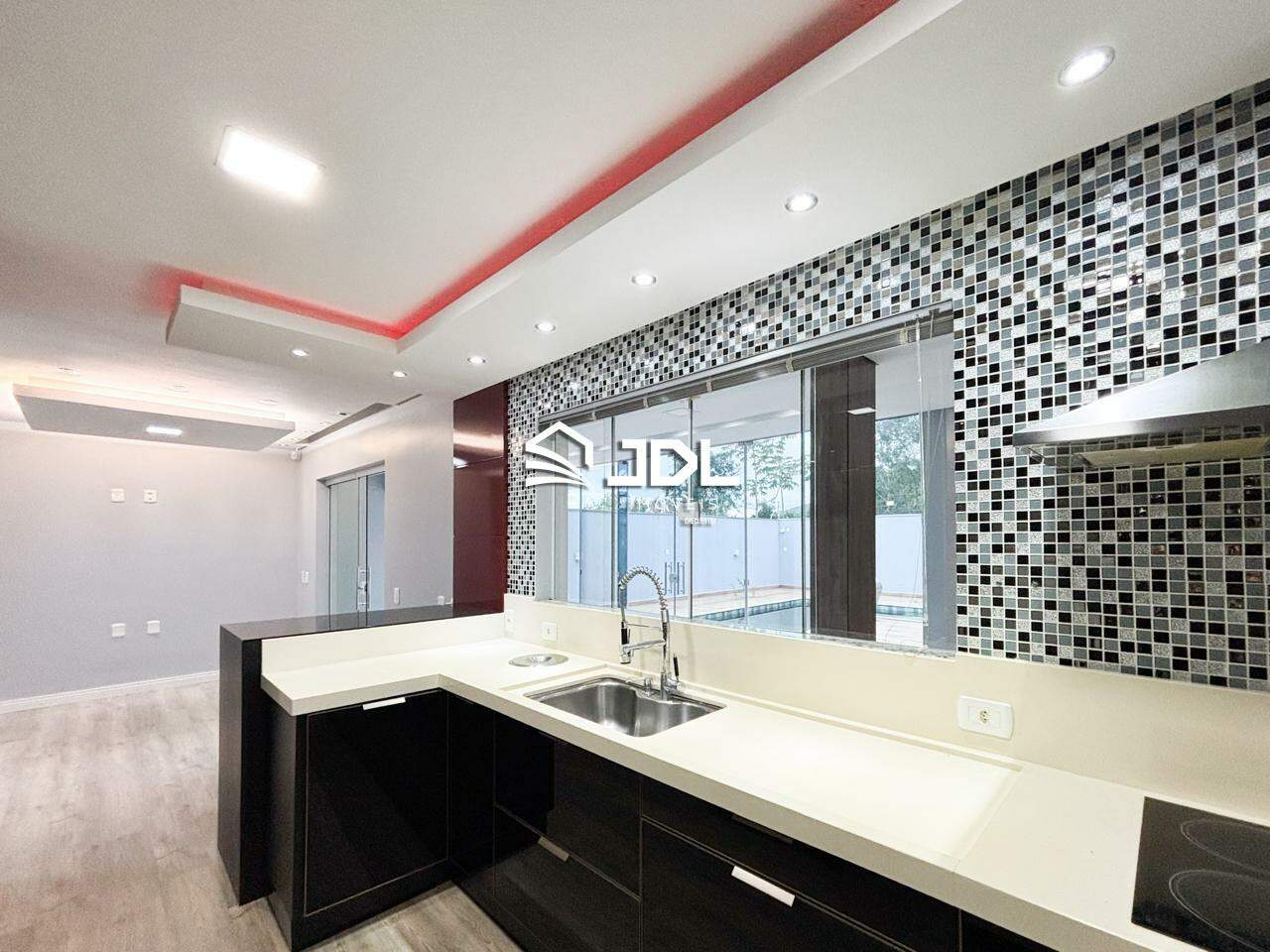 Casa à venda no bairro Fortaleza Alta: 