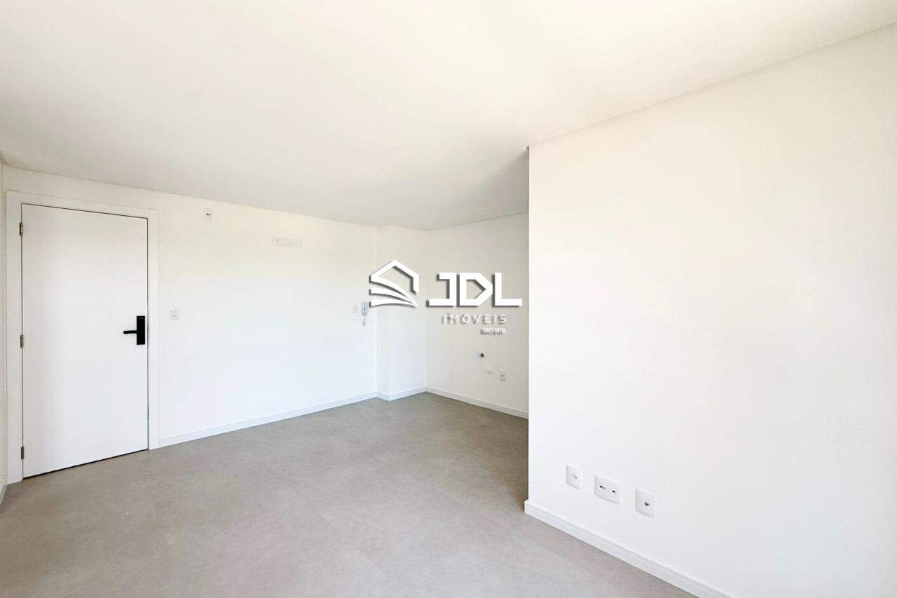 Apartamento à venda no bairro Velha: 