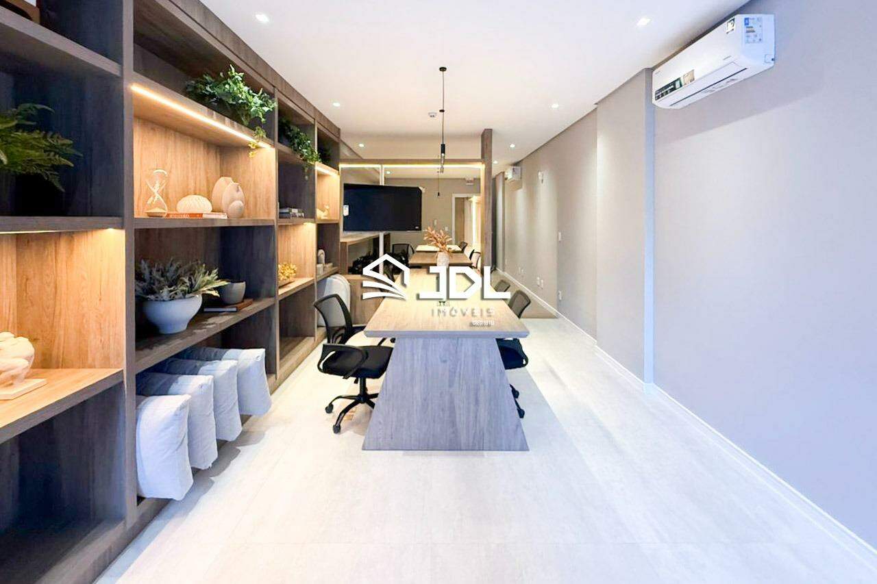 Apartamento à venda no bairro Velha: 