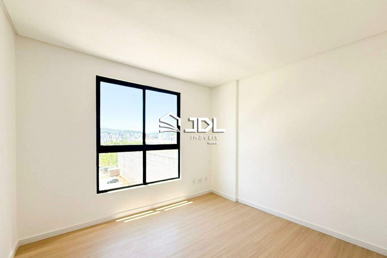 Apartamento à venda no bairro Velha: 