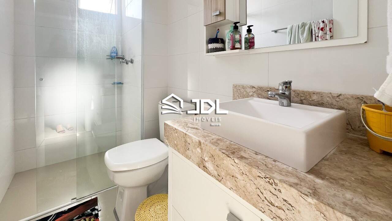 Apartamento à venda no bairro Escola Agrícola: 