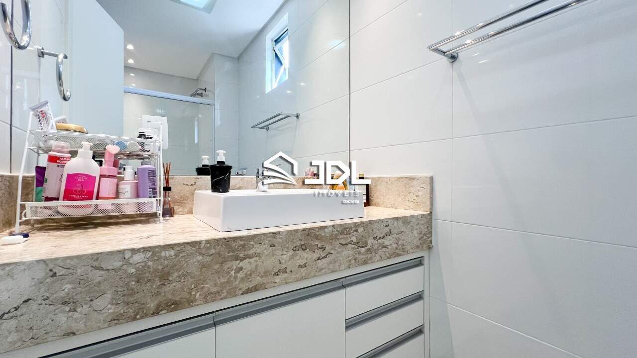 Apartamento à venda no bairro Escola Agrícola: 