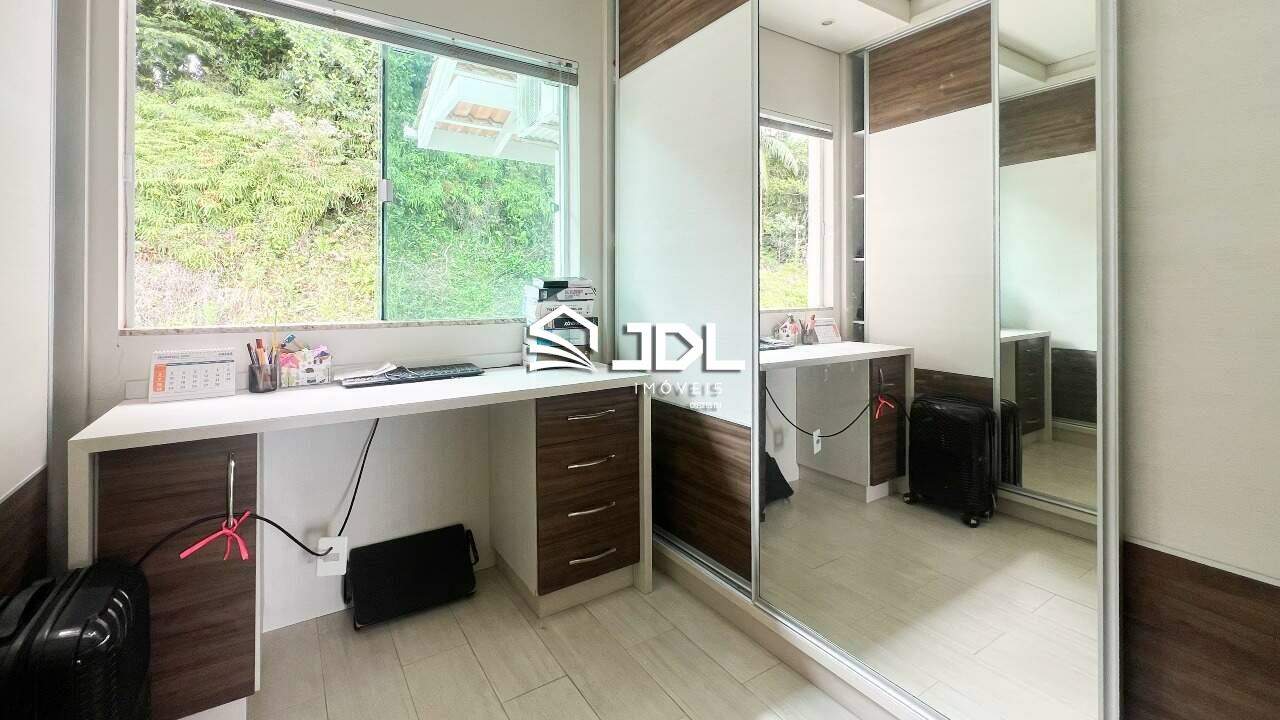 Casa à venda no bairro Fortaleza Alta: 