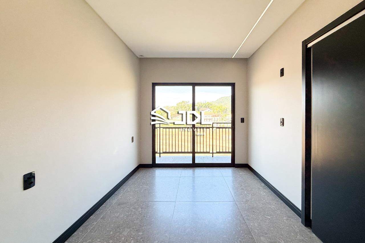 Casa à venda no bairro Cedro Alto: 
