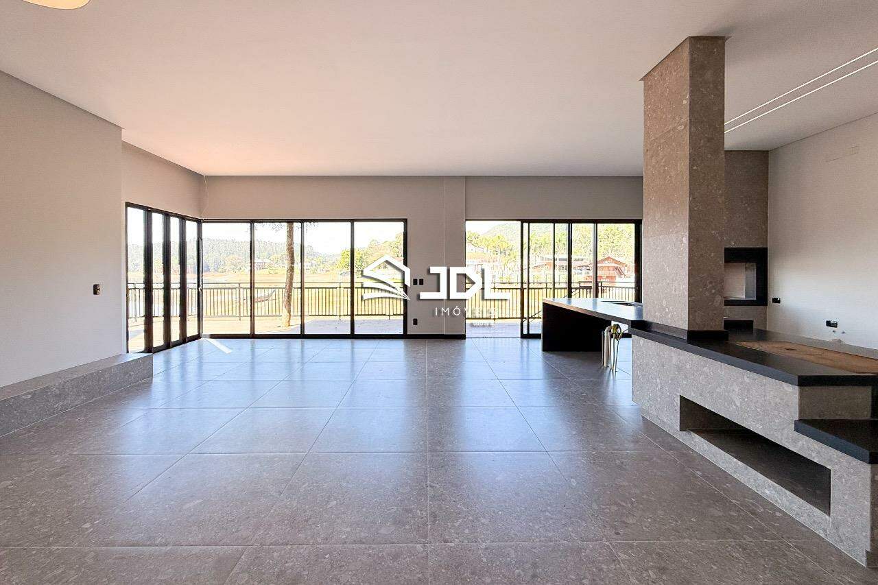 Casa à venda no bairro Cedro Alto: 