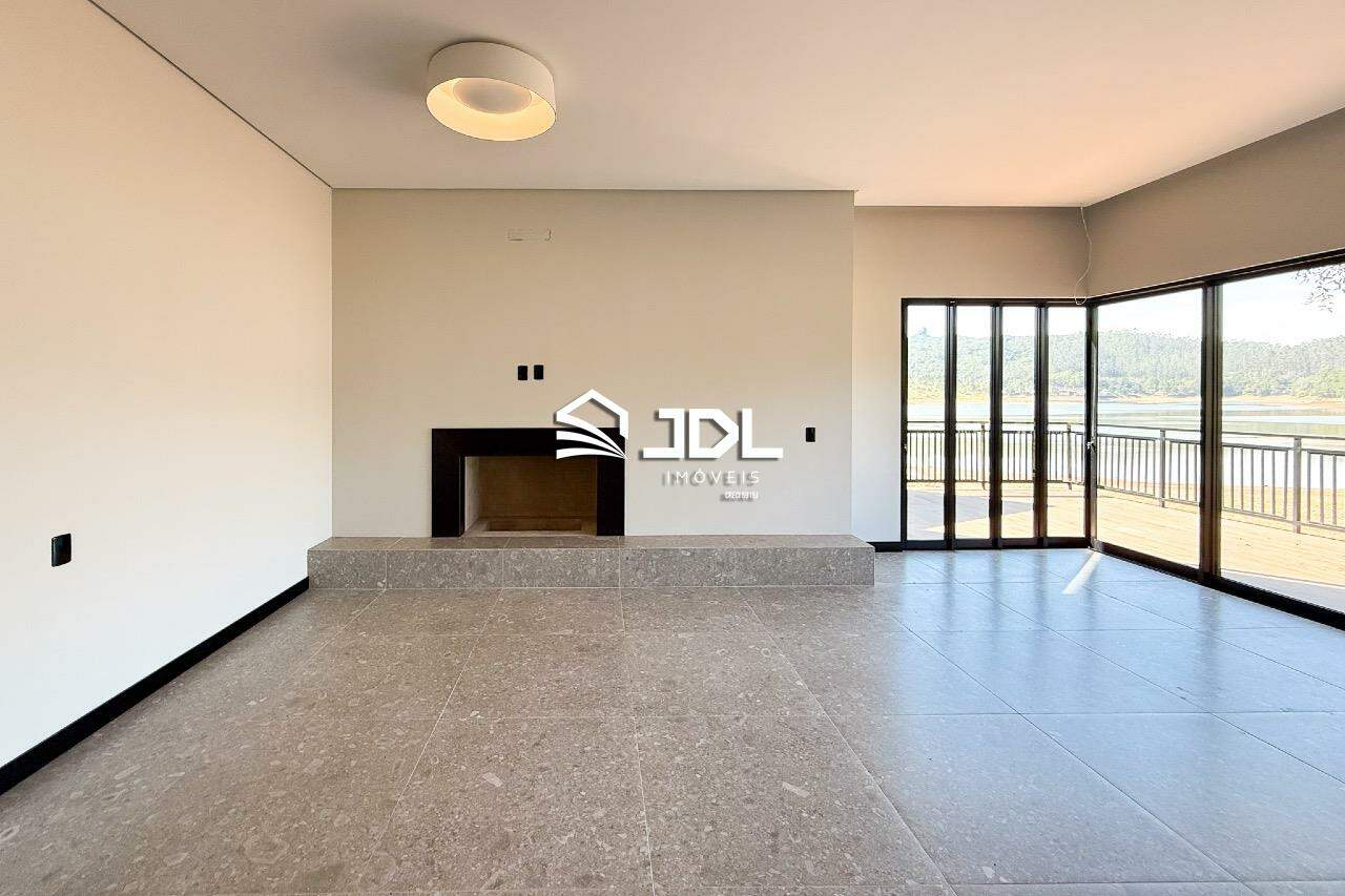 Casa à venda no bairro Cedro Alto: 
