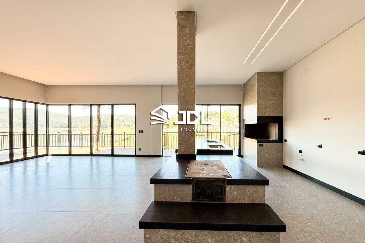 Casa à venda no bairro Cedro Alto: 