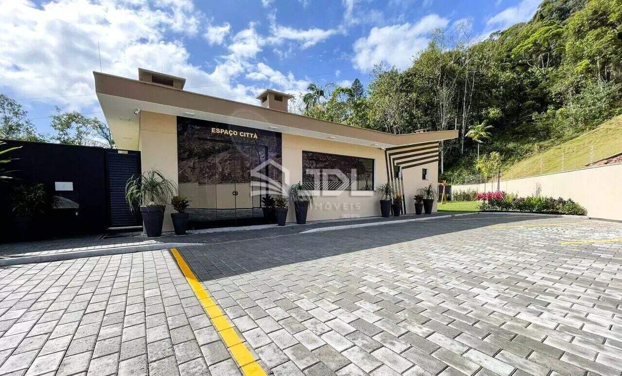 Terreno à venda no bairro Velha: