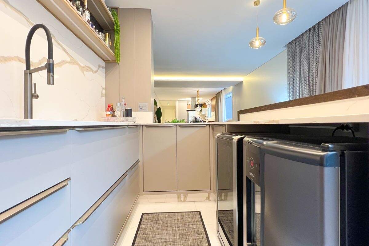 Apartamento à venda no bairro Victor Konder: 