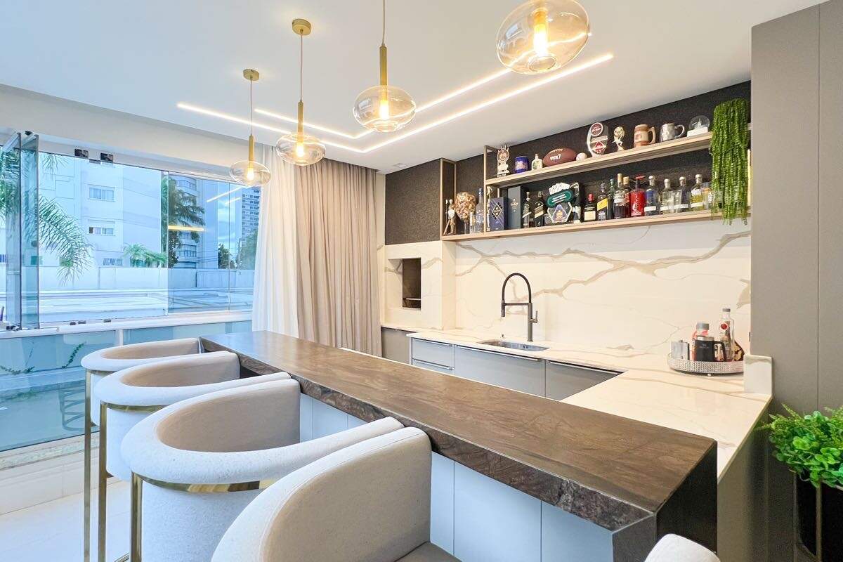 Apartamento à venda no bairro Victor Konder: 