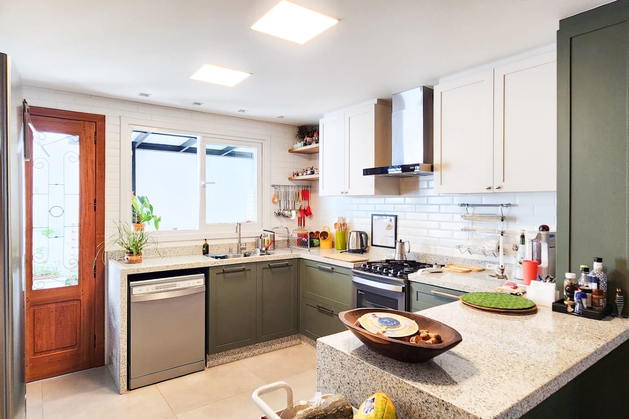 Casa à venda no bairro Velha: 