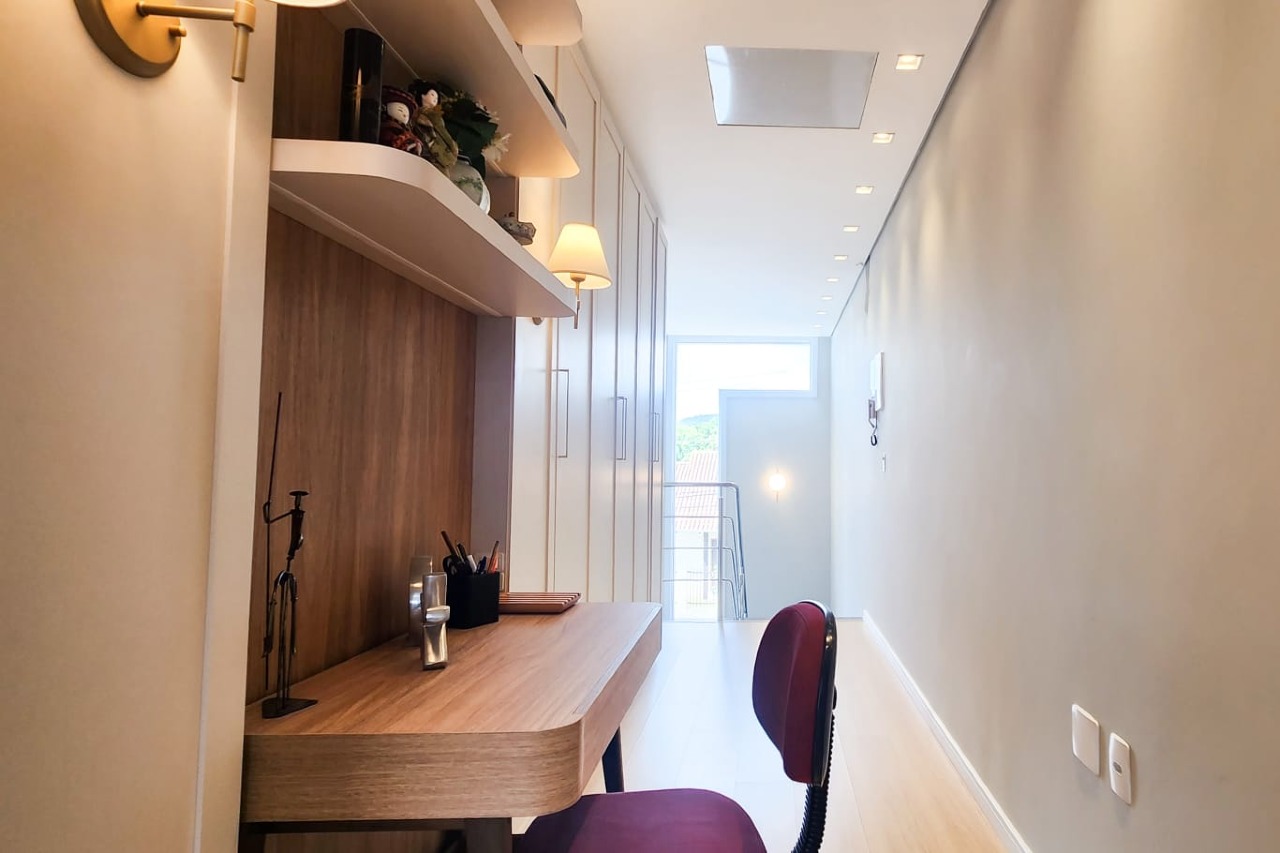 Casa à venda no bairro Velha: 