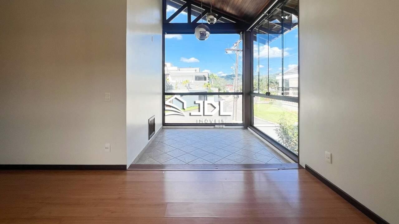 Casa à venda no bairro Itoupava Norte: 