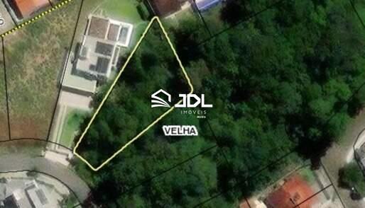 Terreno à venda no bairro Velha: 