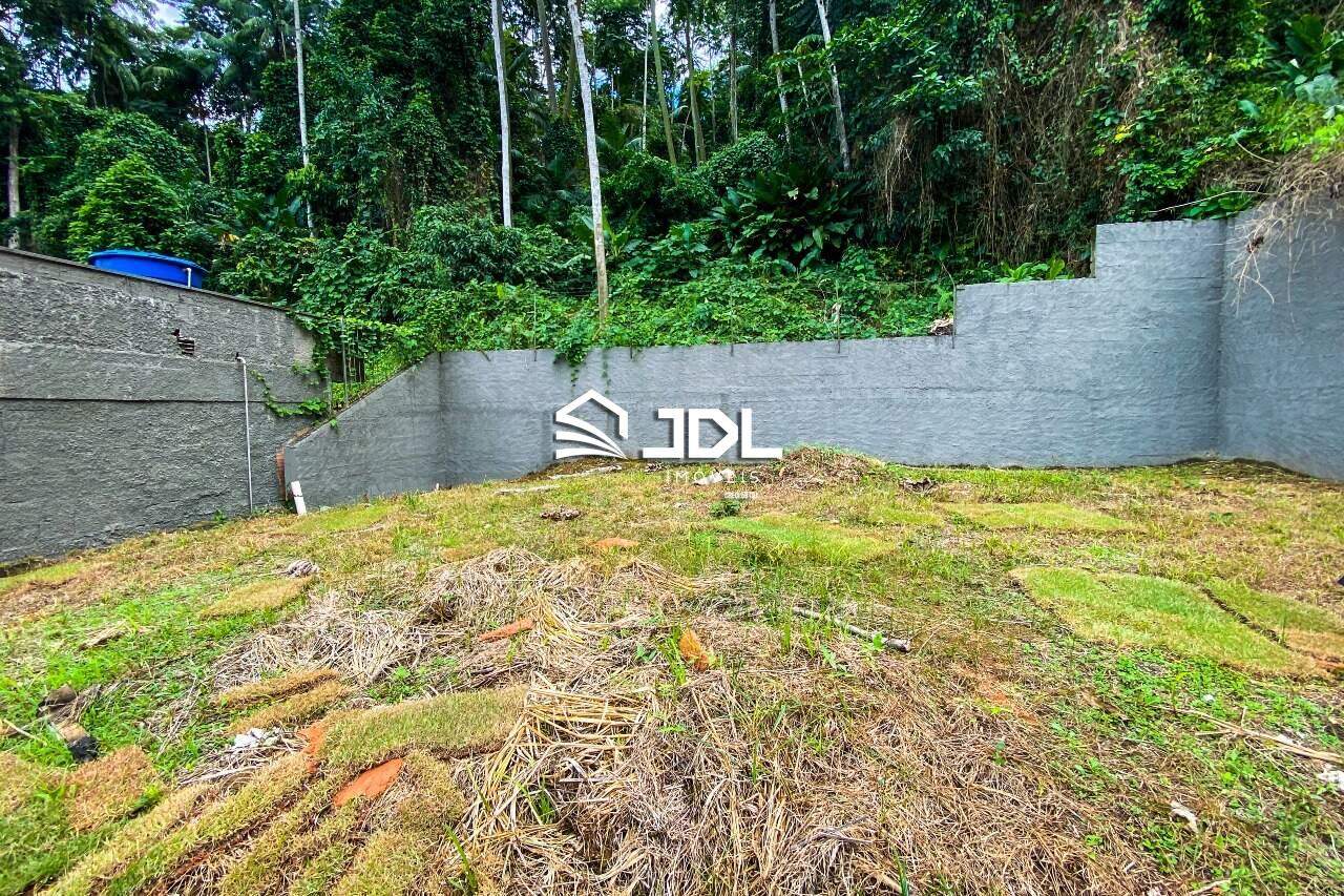 Casa à venda no bairro Escola Agrícola: 