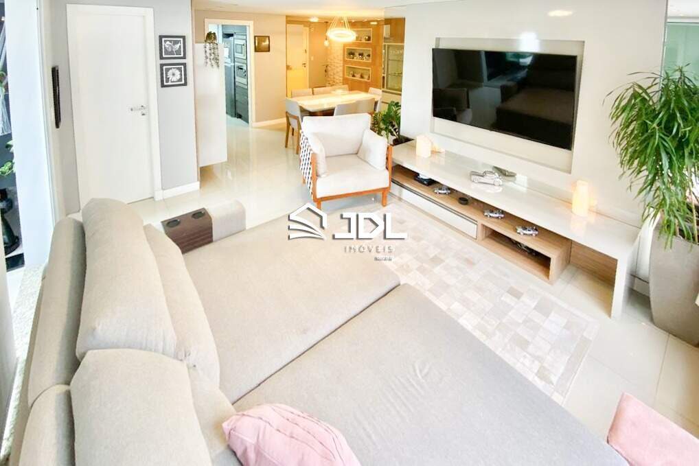 Apartamento à venda no bairro Vila Nova: 