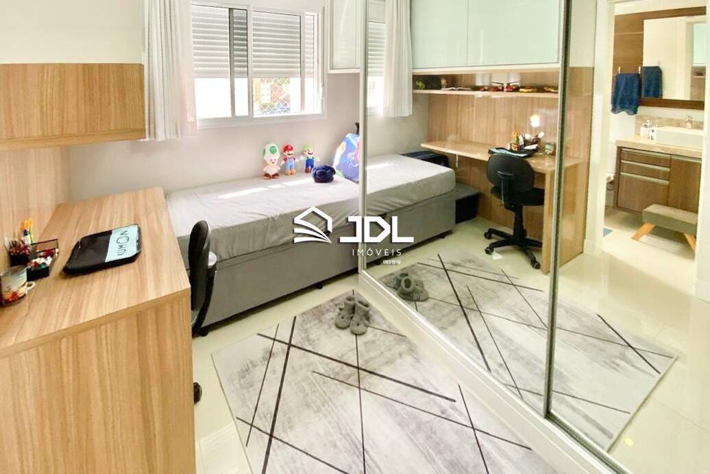 Apartamento à venda no bairro Vila Nova: 
