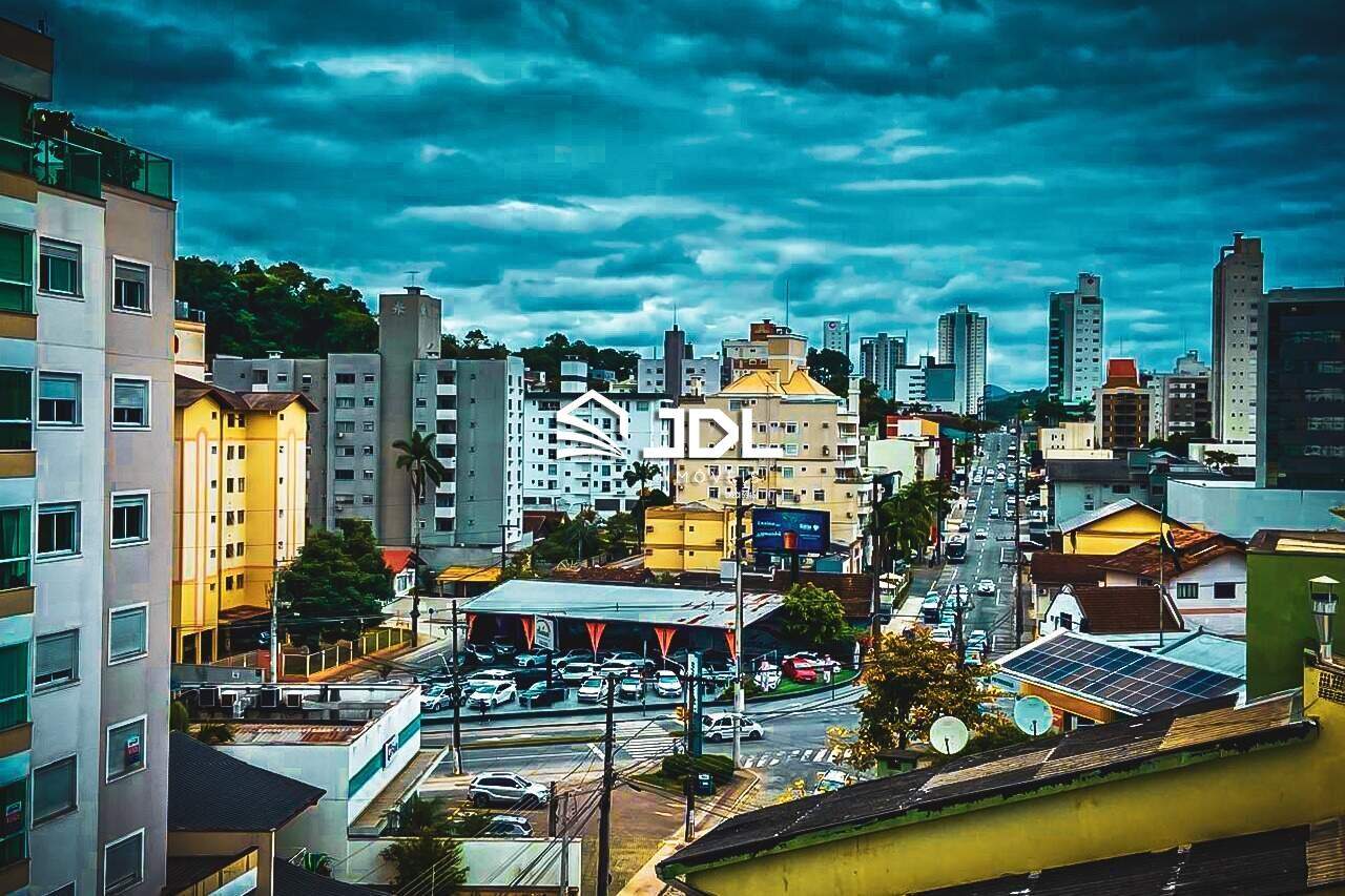 Apartamento à venda no bairro Vila Nova: