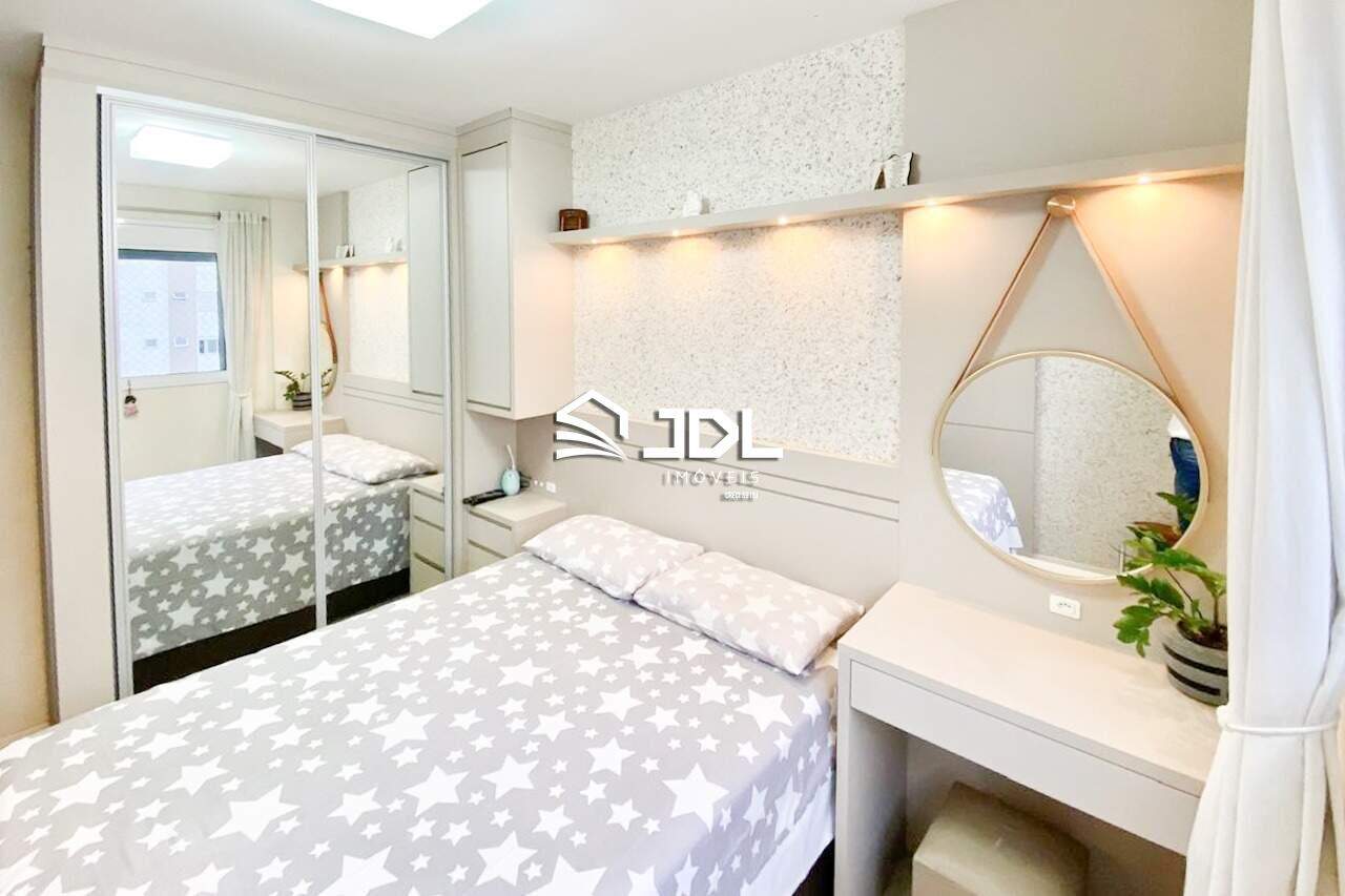 Apartamento à venda no bairro Vila Nova: 