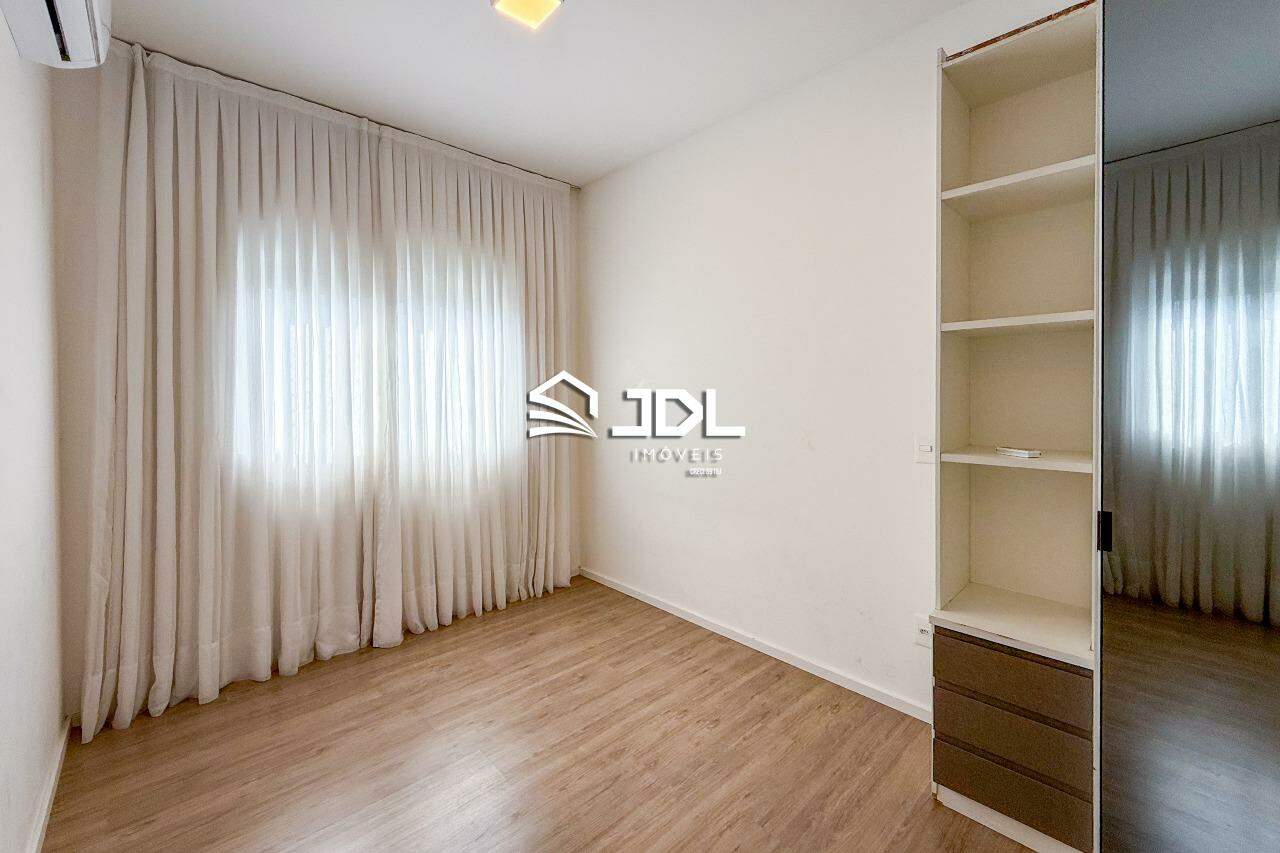 Apartamento à venda no bairro Victor Konder: 