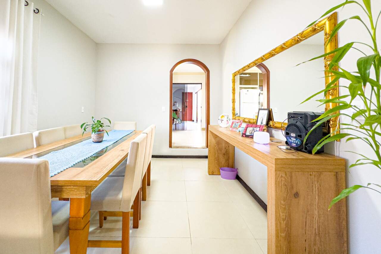 Casa à venda no bairro Itoupavazinha: 