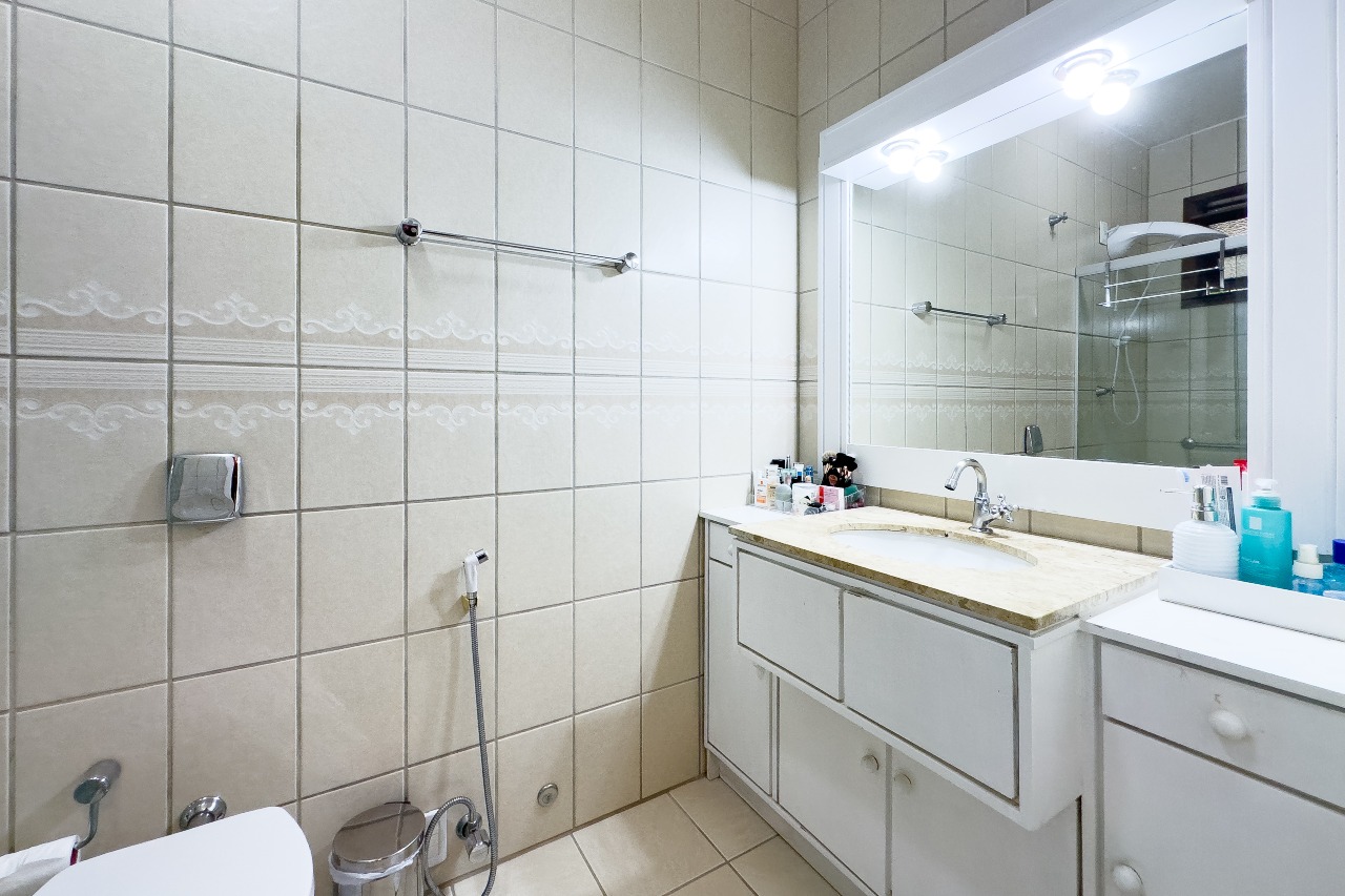 Casa à venda no bairro Velha: 