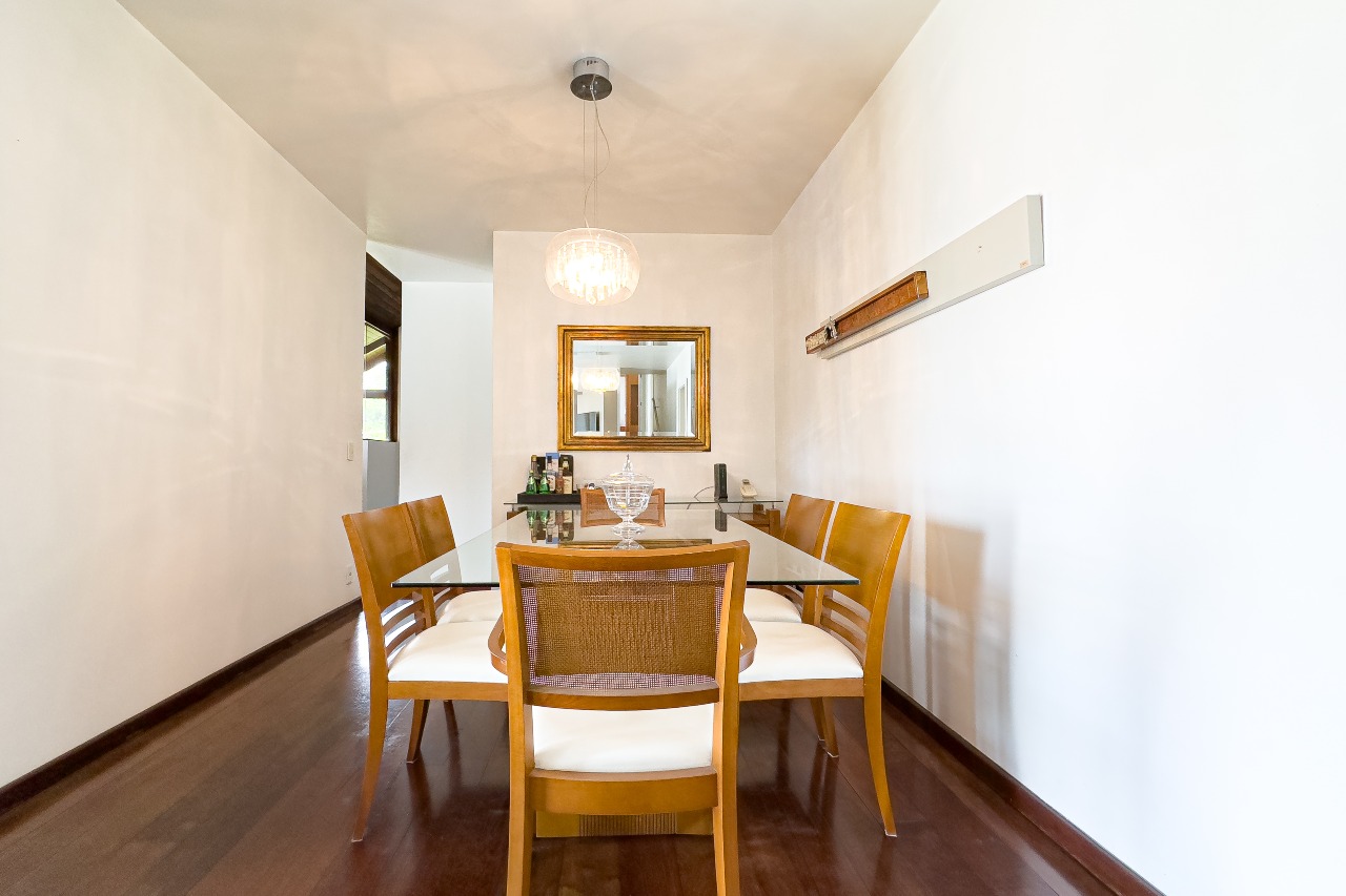 Casa à venda no bairro Velha: 