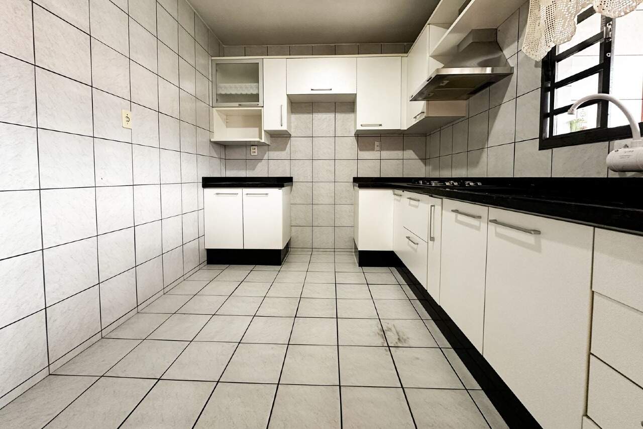 Apartamento à venda no bairro Água Verde: 