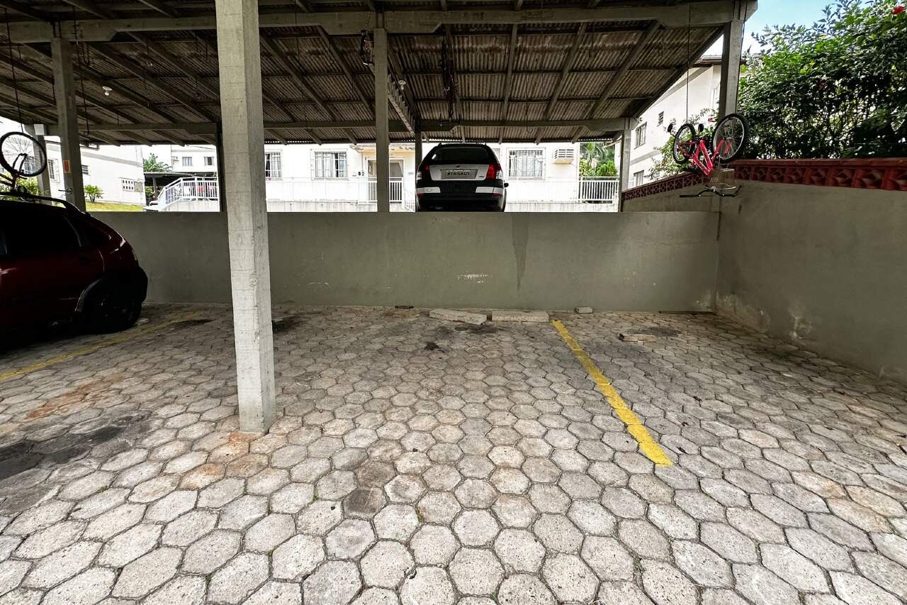 Apartamento à venda no bairro Água Verde: 