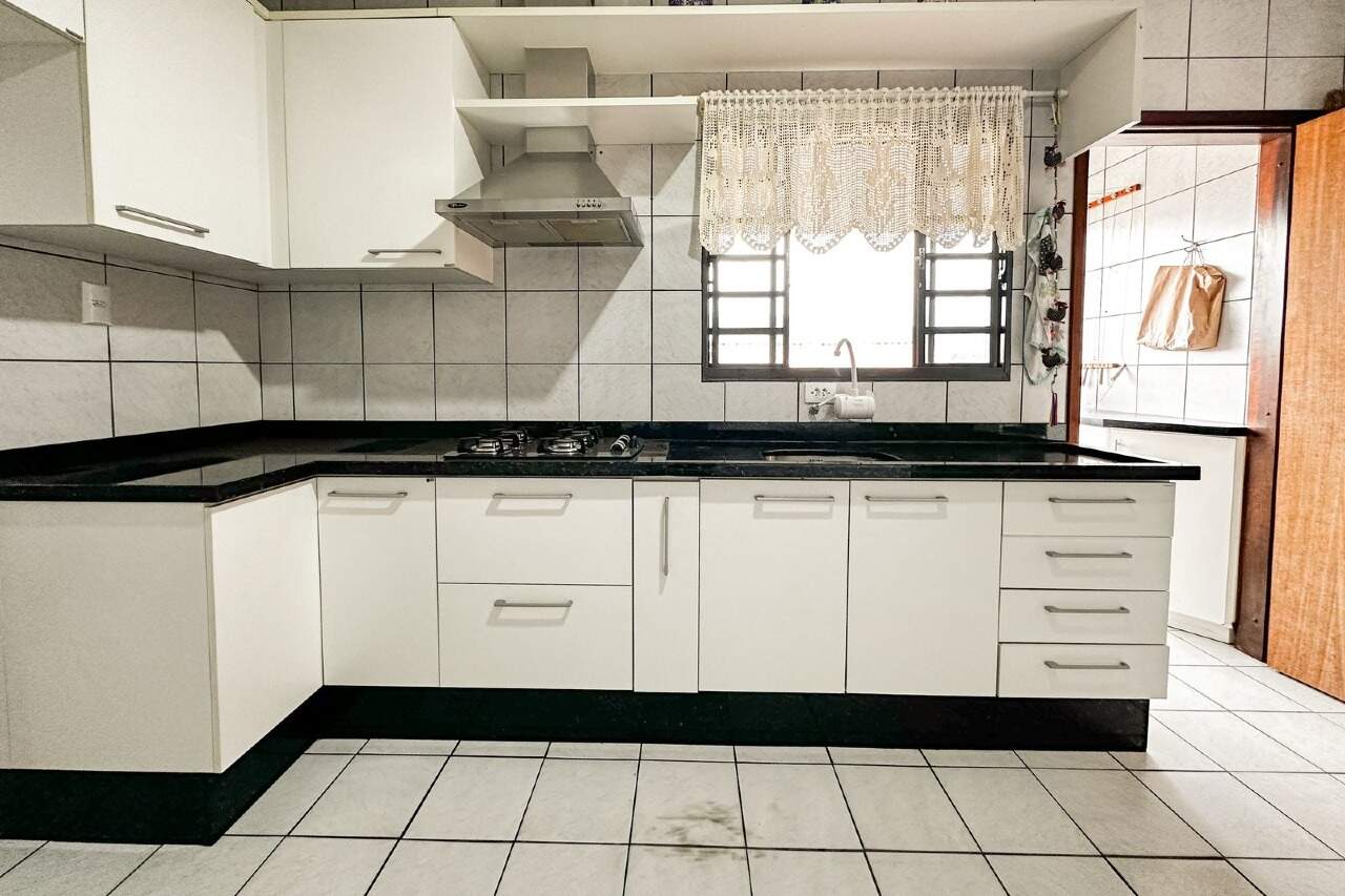 Apartamento à venda no bairro Água Verde: 