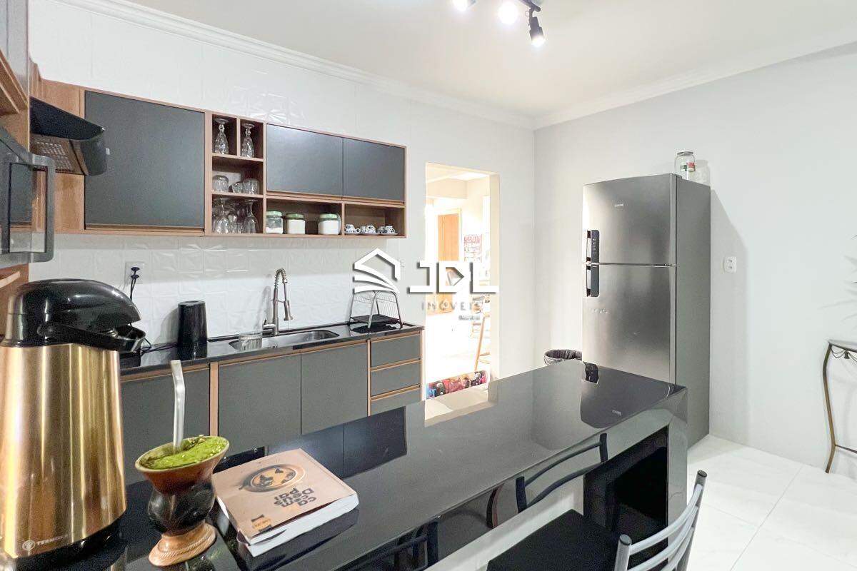 Casa à venda no bairro Escola Agrícola: 