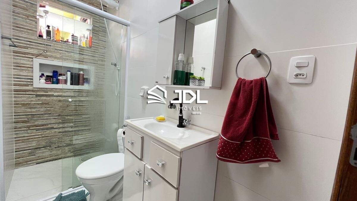 Casa à venda no bairro Escola Agrícola: 