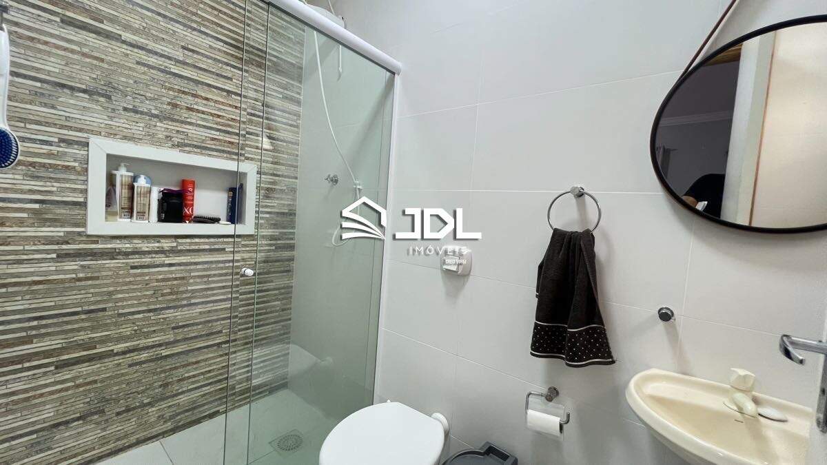 Casa à venda no bairro Escola Agrícola: 