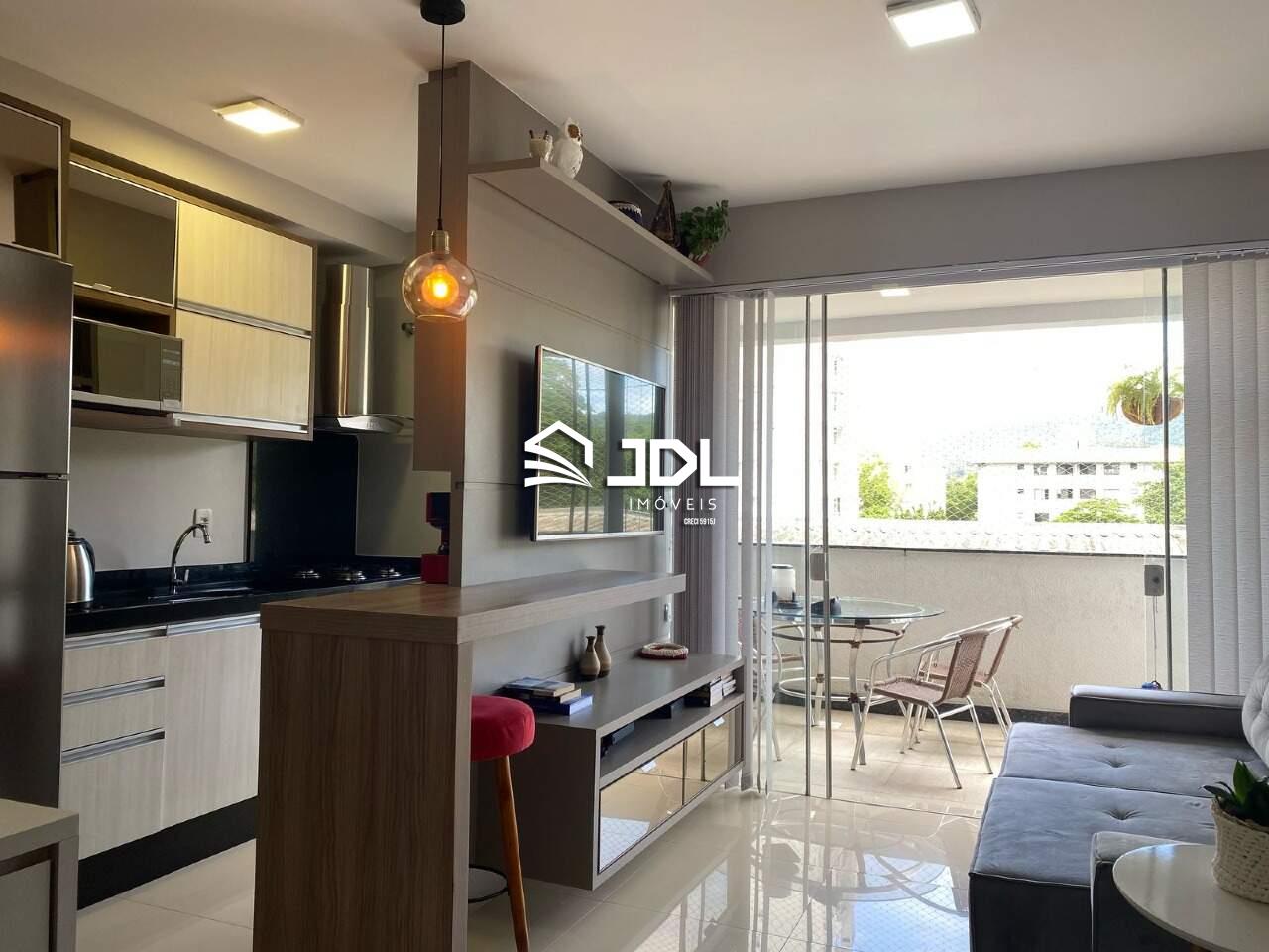 Apartamento à venda no bairro Velha: 