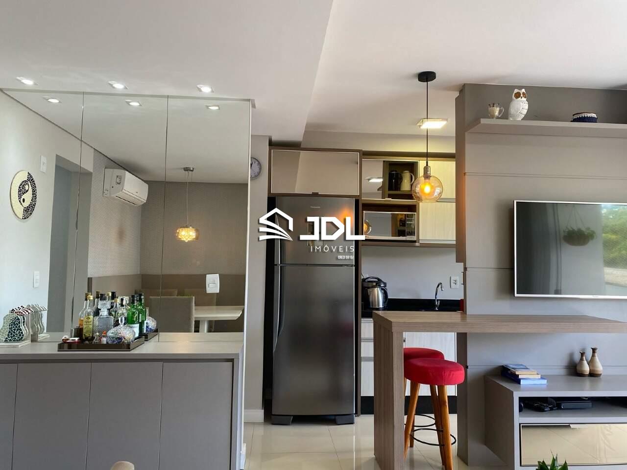 Apartamento à venda no bairro Velha: 