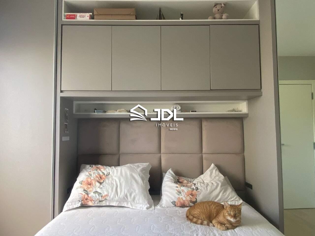 Apartamento à venda no bairro Velha: 