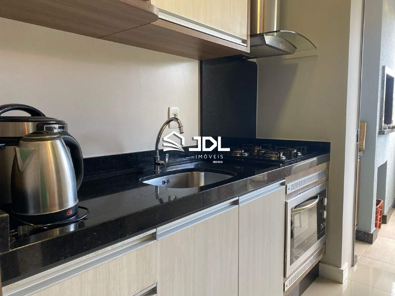 Apartamento à venda no bairro Velha: 