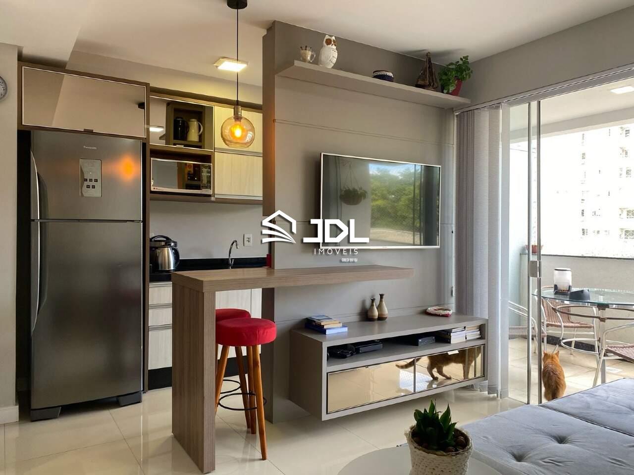 Apartamento à venda no bairro Velha: 