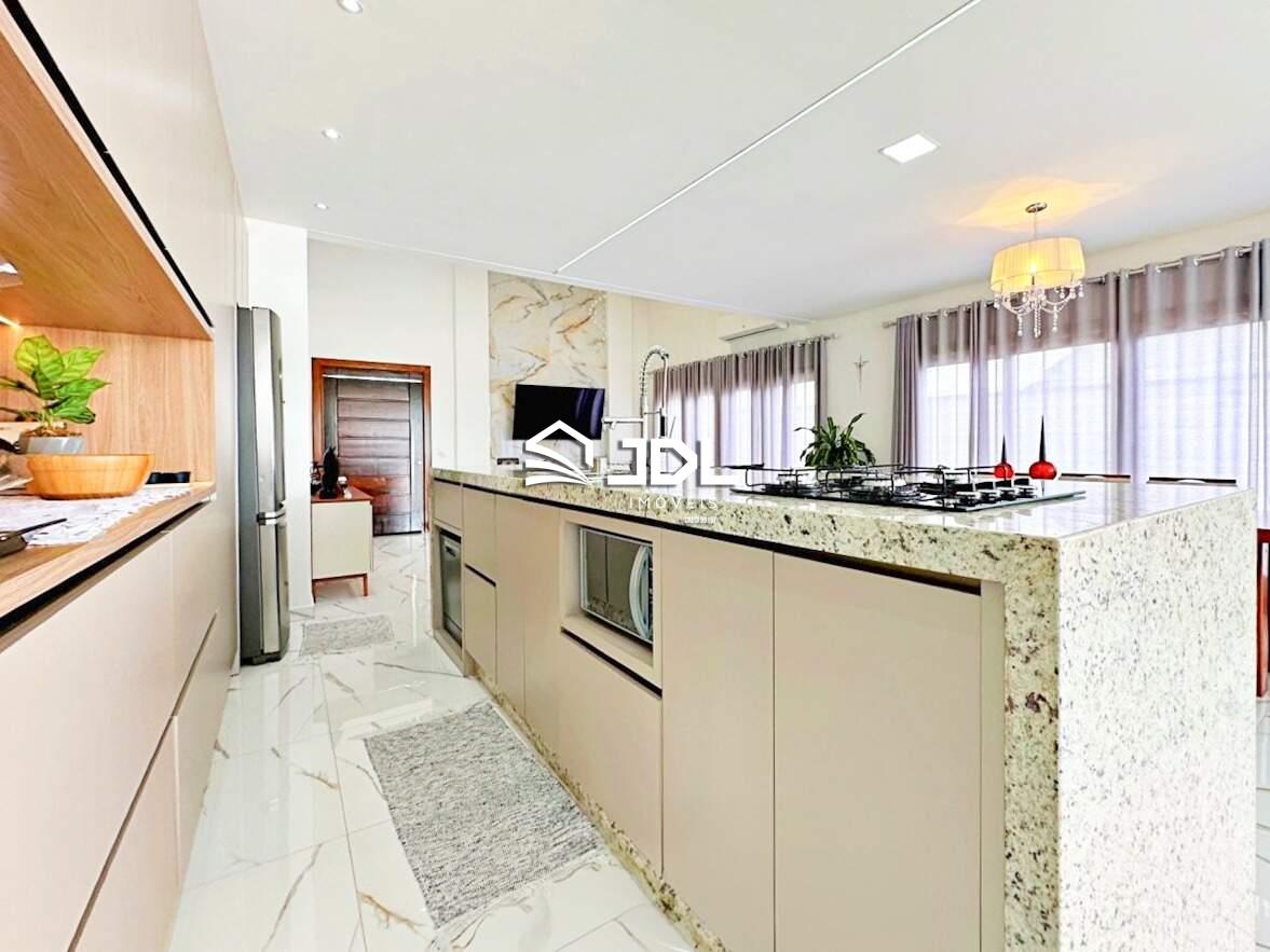 Casa à venda no bairro Fortaleza Alta: 