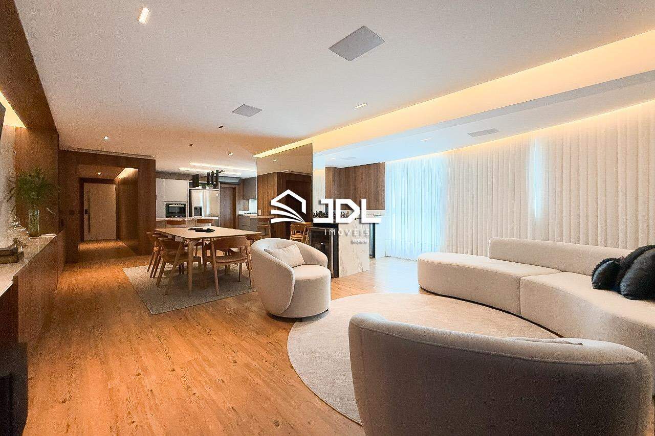 Apartamento à venda no bairro Victor Konder: 