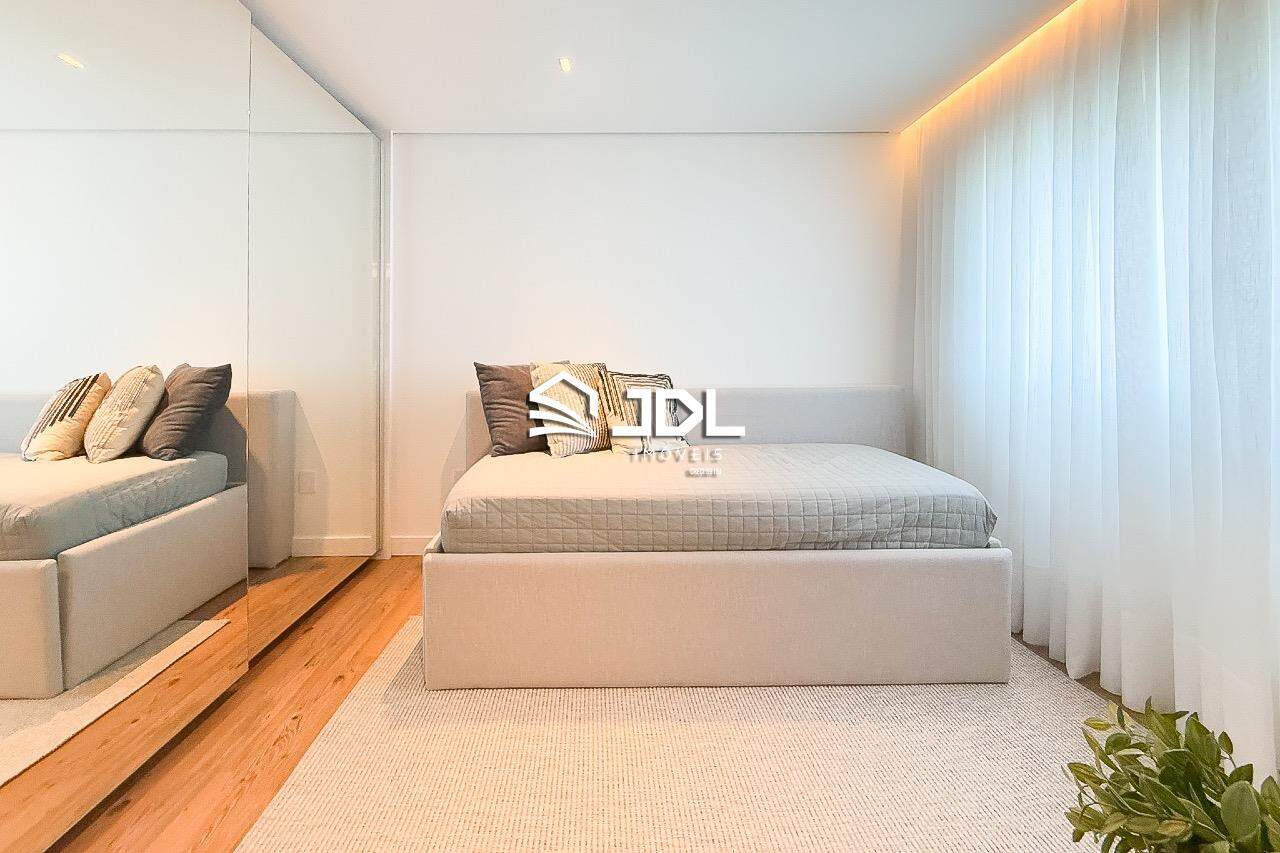 Apartamento à venda no bairro Victor Konder: 