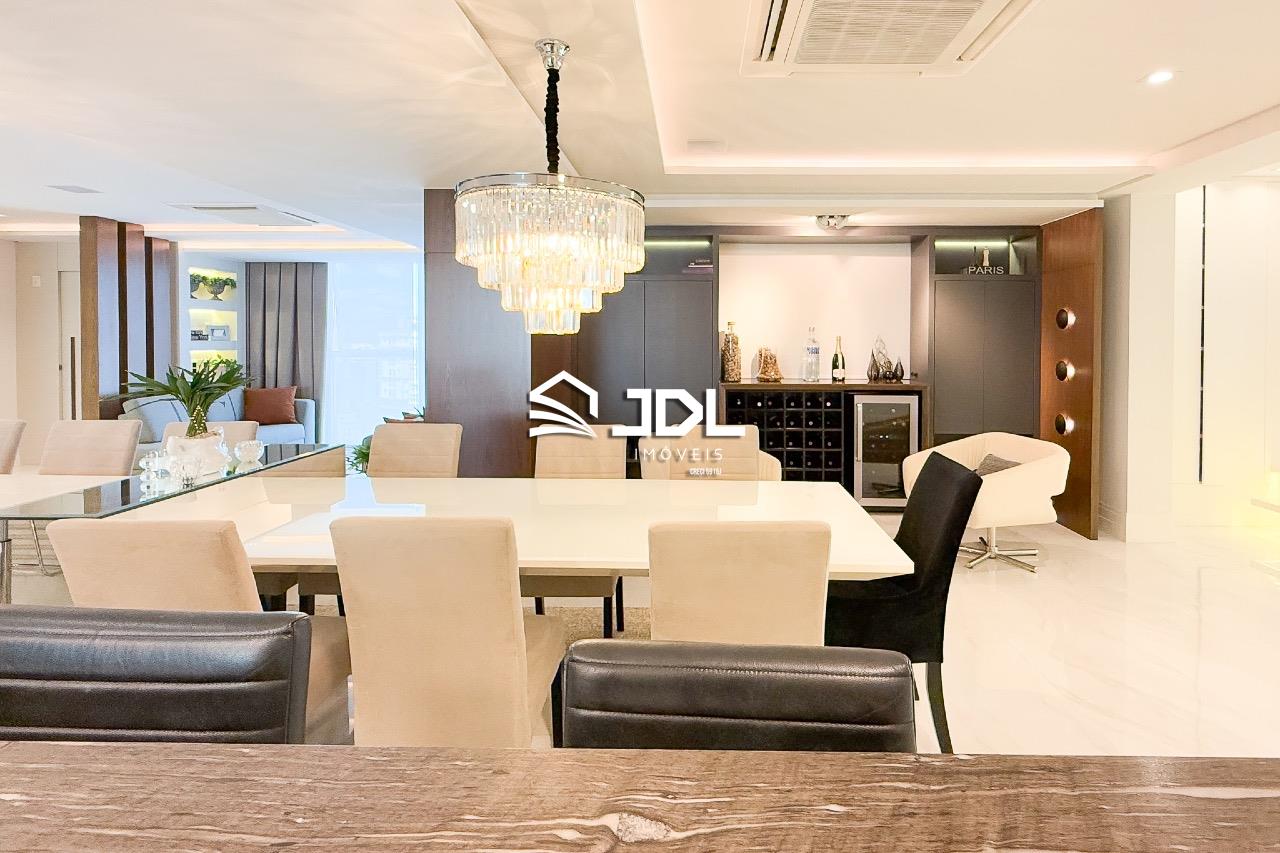 Apartamento à venda no bairro Victor Konder: 