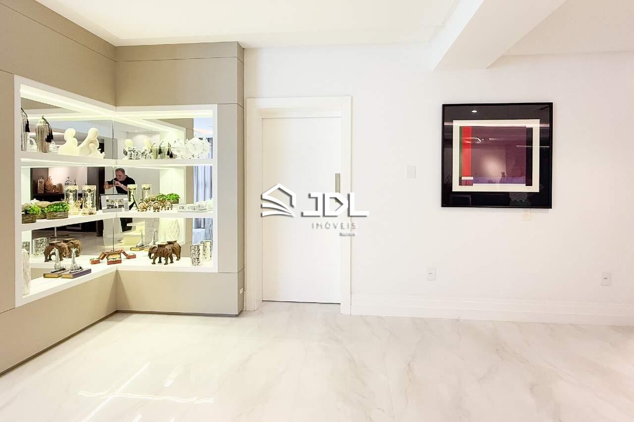 Apartamento à venda no bairro Victor Konder: 